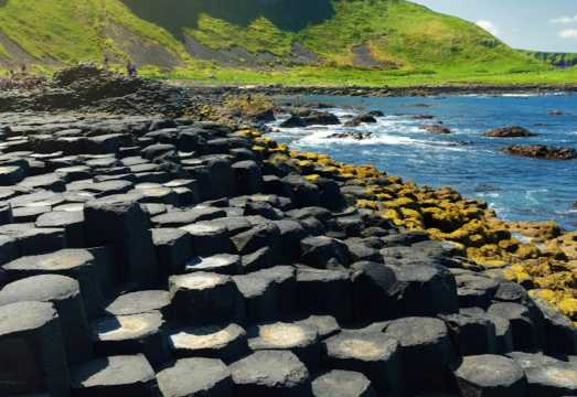 Northern Ireland: Guided Day Tour from Dublin + Dunluce Castle Entry