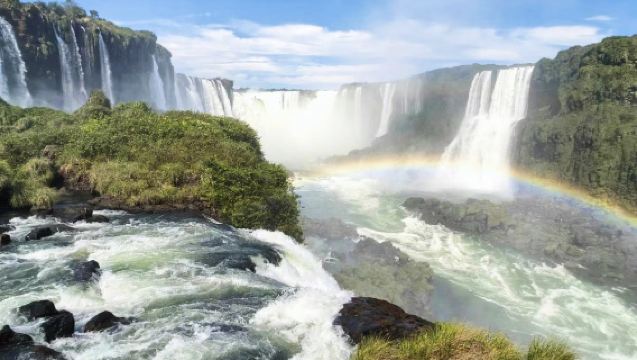 巴西伊瓜蘇：伊瓜蘇國家公園+鳥園+三國邊境 中文包車|可定制
