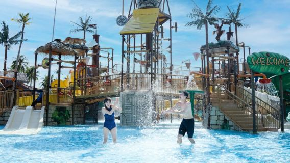 South Phu Quoc Day Tour: Sao Beach, Hon Thom Cable Car, Aquatopia Water Park