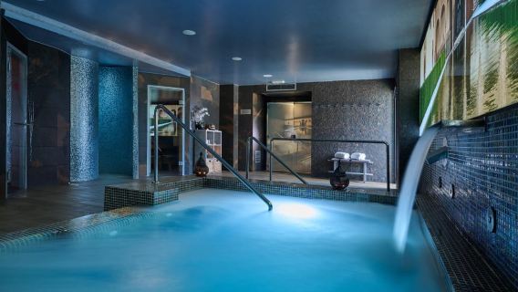 Granada: Thermal Spa Circuit with Optional Massage