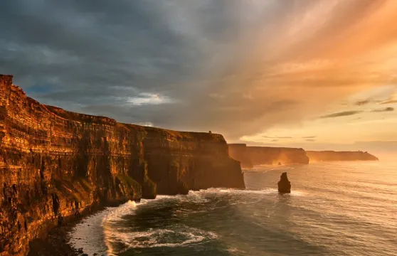 愛爾蘭莫赫懸崖+戈爾韋一日遊【都柏林來回丨英文導遊】