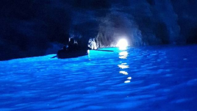 Capri et Anacapri : Excursion en bateau + Aller-retour en hydroptère depuis Sorrente