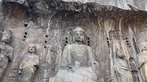 4-Hour Private Exploration of Luoyang Longmen Grottoes with Expert Guide