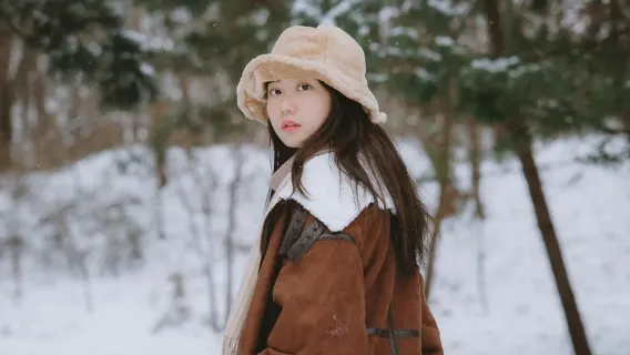 Fotografi perjalanan di Akranes, Islandia[Fotografer, mobil, fotografi udara, penerjemah, pemandu lokal, film pendek pernikahan, dan tim petualangan gletser dan mercusuar aurora]