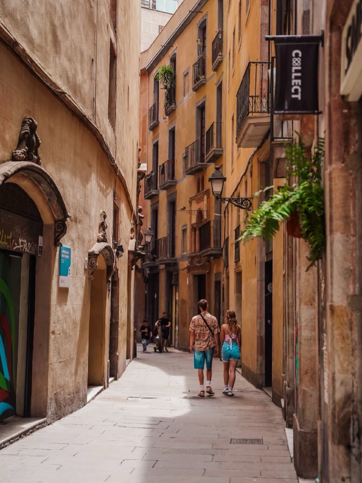 巴塞隆納高迪三件套一日遊【含全天10小時用車+中文司機】