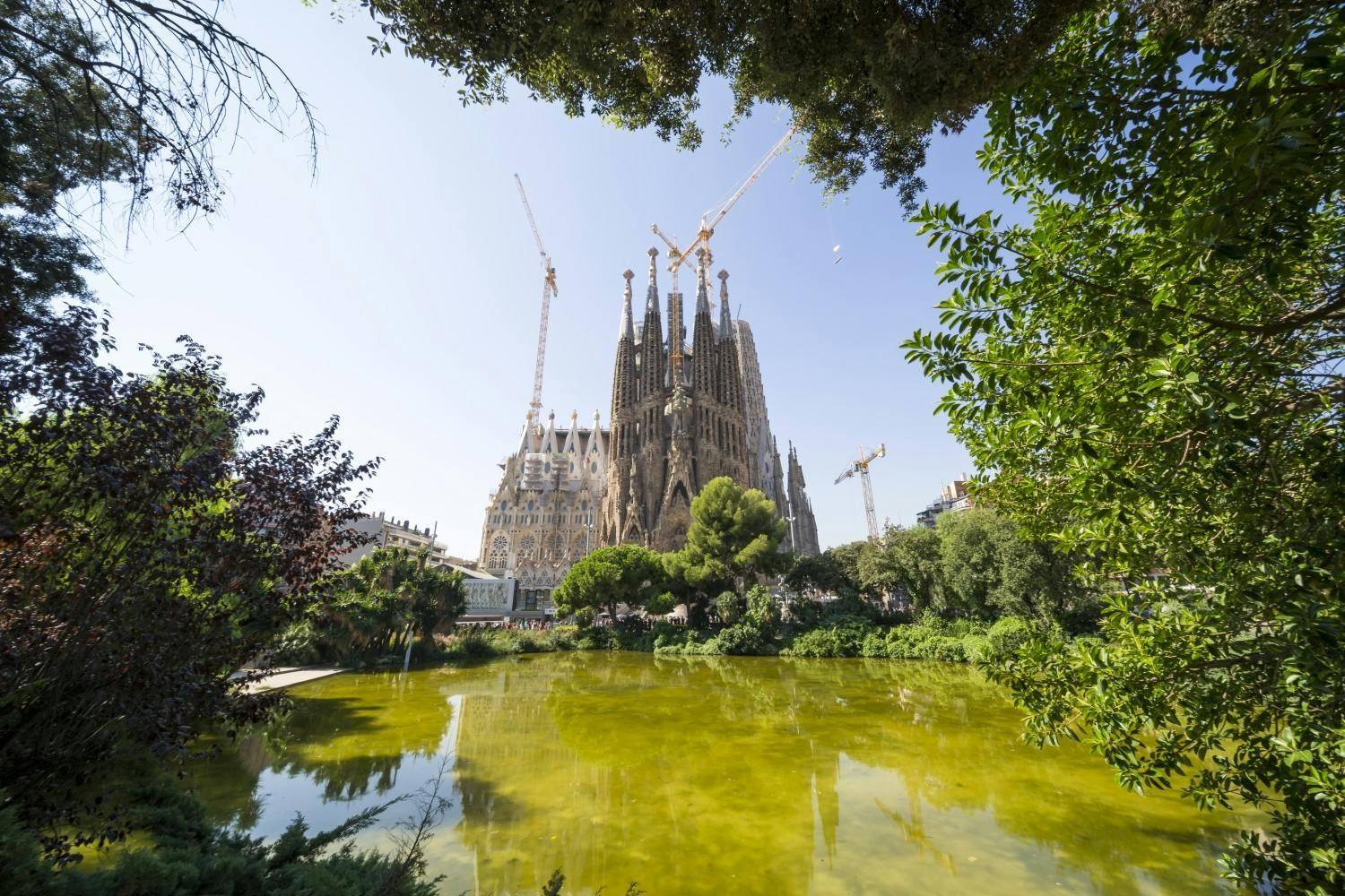 Sagrada Familia entrance tickets with audioguide