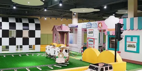 【2大2小入場】日月潭魯魯札札咖啡親子館主餐二客+門票(假日不加價)