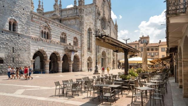 Como & Milaan in één dag: boottocht langs de Duomo van Milaan en het Comomeer