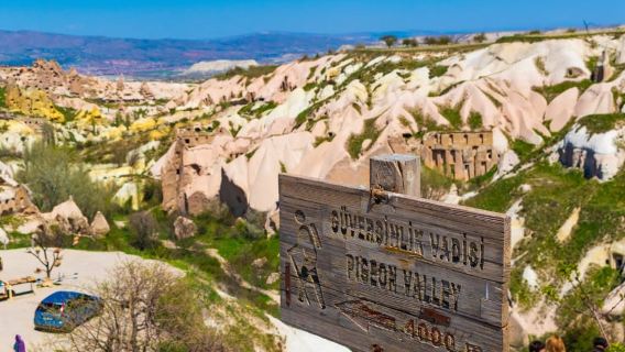 Cappadocia: Tour Đỏ và Bữa Trưa