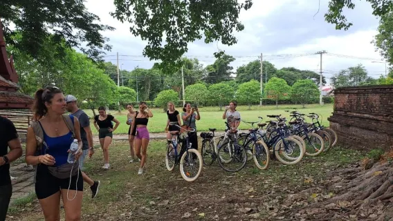 Colors of Ayutthaya: UNESCO Heritage 5.5 hour Bicycle Tour
