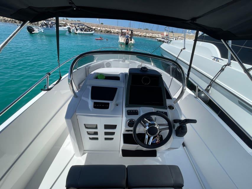 Polignano a Mare Caves and Grottos Tour with Refreshment