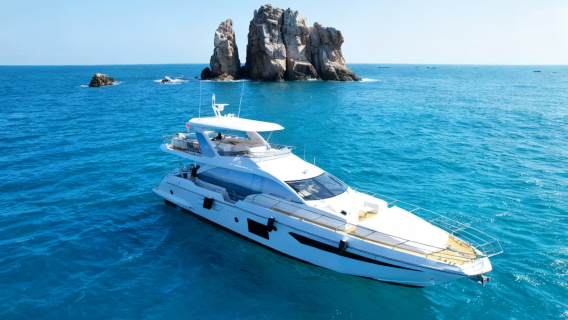 【清水灣遊艇包船出海】海南陵水清水灣 72英尺義大利Azimut進口豪華遊艇包船出海海釣觀光娛樂~暢享水上娛樂