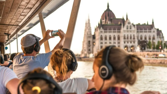 Hungary Budapest Danube River cruise (day/night/candlelight dinner options available)