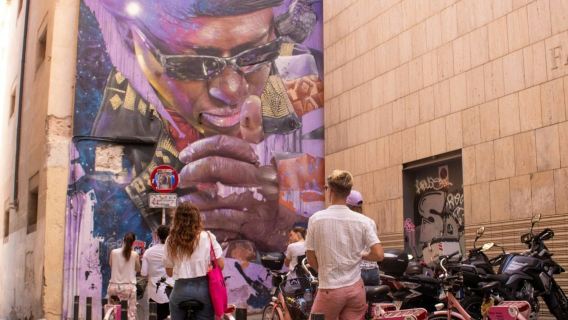 바르셀로나: 가이드가 함께하는 스트리트 아트 자전거 투어