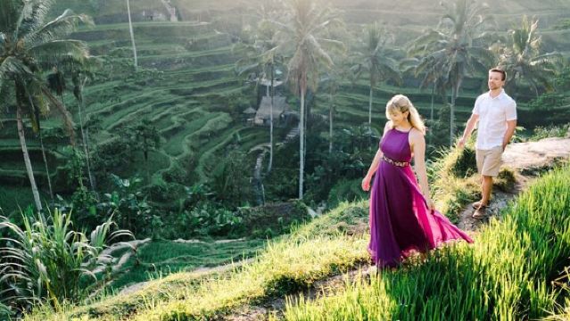 The Ultimate Ubud Highlight: Waterfalls ,Temples & Sacred Forest