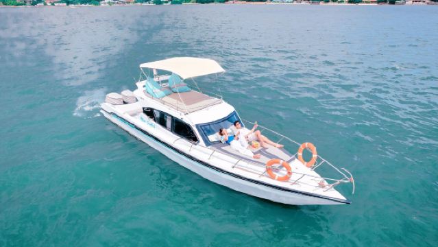 เรือยอชท์เกาะบาหลี เกาะเลมบongan|แพ็คเกจดำน้ำตื้นและตกปลาบนเรือส่วนตัวที่เกาะนูซาเปอนิดา - เรือลมกรด