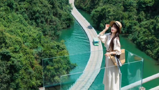 1-day tour to Pingshan Grand Canyon + Shizi Pass + Xuan'en | Viral Water Floating Bridge + Xuan'en Night Banquet