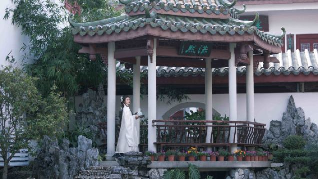 Hongya Trip Moments[Photography services including photo shoots, short videos, promotional videos, graduation photos, family-friendly portraits, wedding photos with all raw images provided/translation]