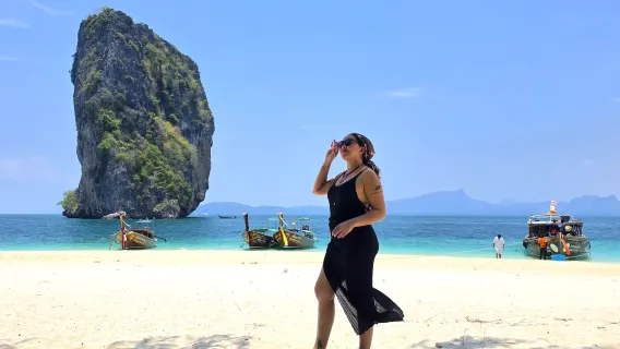 ต้นทาง กระบี่/อ่าวนาง: ทัวร์เรือสปีดโบต 4 เกาะ พร้อมดำน้ำดูปะการังและอาหารกลางวัน