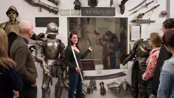 Visita guiada de 90 minutos en Weta Workshop en Wellington, Isla Norte de Nueva Zelanda [en inglés | múltiples franjas horarias disponibles]