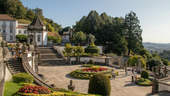 Passeio de Áudio em Funchal: Destaques Históricos do Funchal