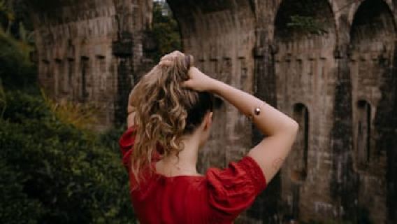 Ella: Nine Arch Bridge Photoshoot