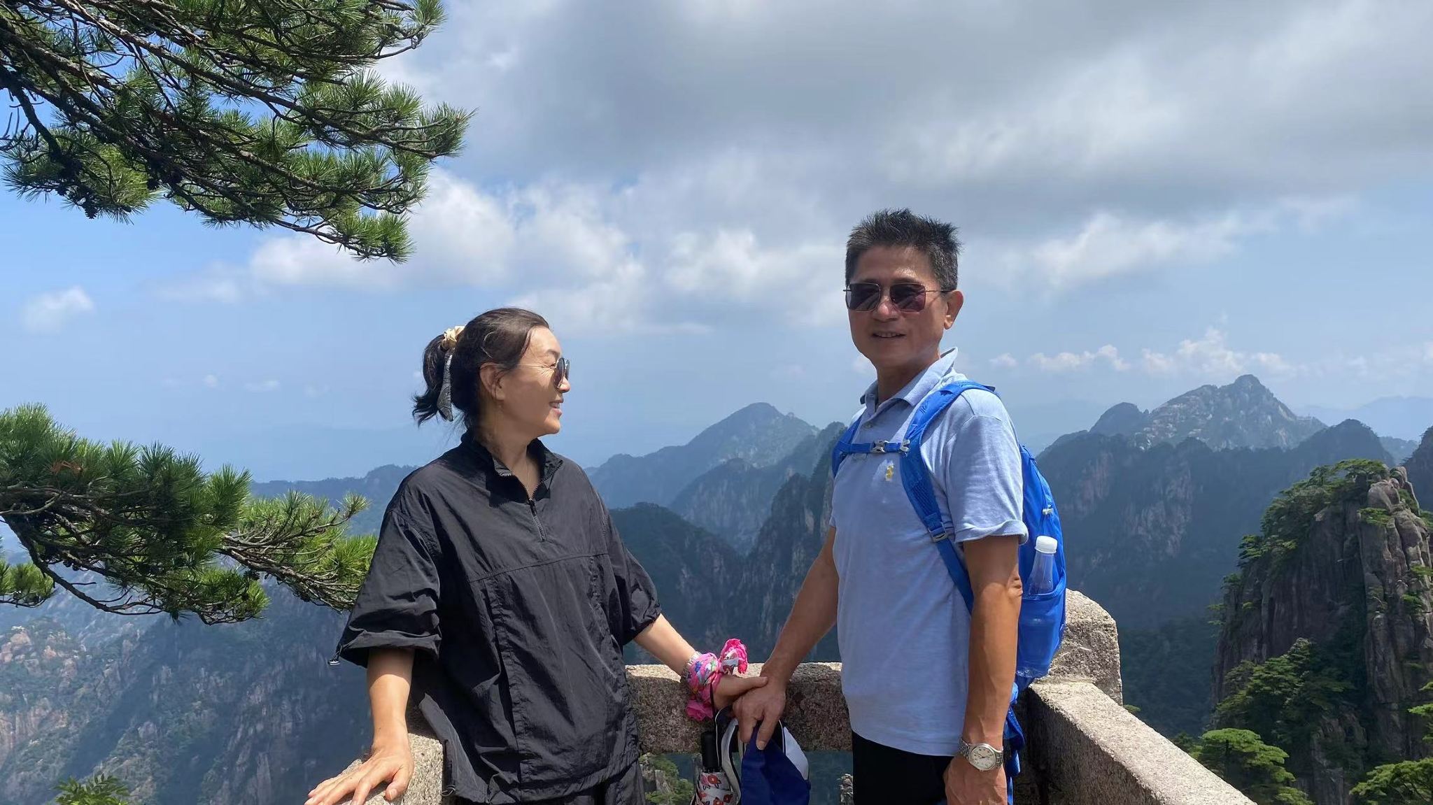 Huangshan Scenic Area+Yungu Cableway1-day Tour