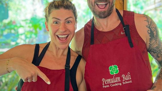 Bali: Kelas Memasak di Desa Ubud + Tur Pertanian Organik