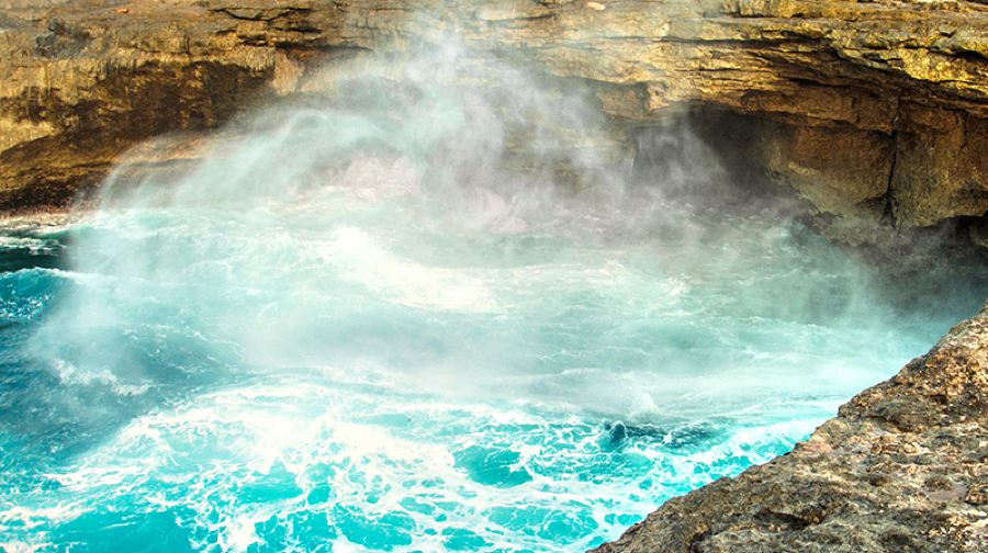 【峇里島包船豪華20座遊艇摩根號】潘妮達島藍夢島一日遊