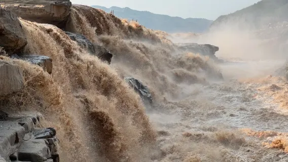 Yellow River Hukou Waterfall + Yellow Emperor's Mausoleum Private one-day tour(Dangjia Village Ming and Qing Dynasty Residences are optional)