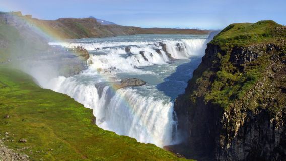 Iceland Golden Circle Small Group one-day tour[Crater Lake + Tomato Farm + National Park + Transfers Included]