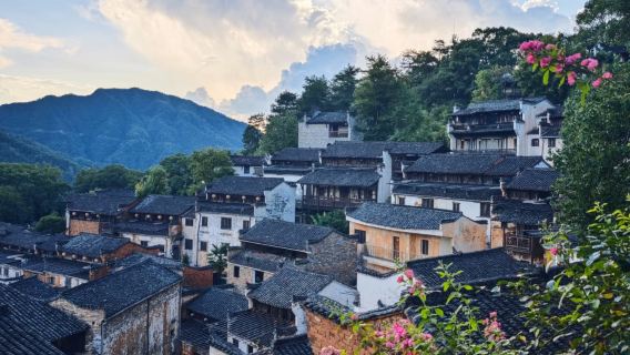 Huangling, Moon Bay, Shangtan Village, Three-Eye Bridge, Longwei Village day tour available for private groups of 2-8 people