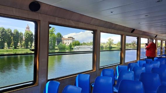 Mantova: Escursione in barca con guida turistica dal parco al porto con ascensore acquatico