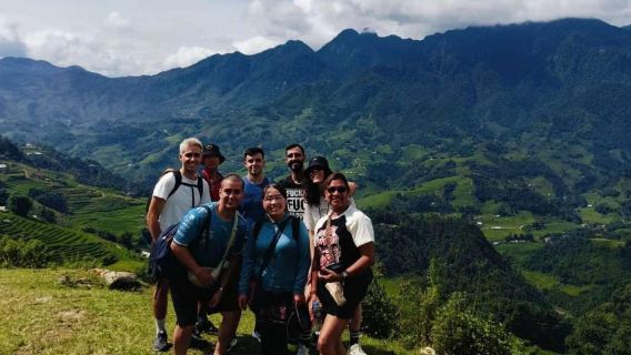 Sapa: Muong Hoa Mountain Views and Villages Trek with Lunch