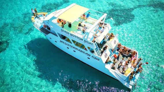 Latchi: crociera in barca nella Laguna Blu del Mediterraneo