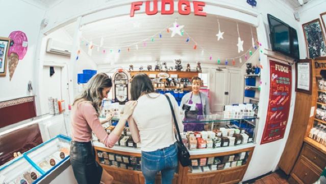 Gold Coast: Wein-, Brennerei- und Regenwald-Tagestour