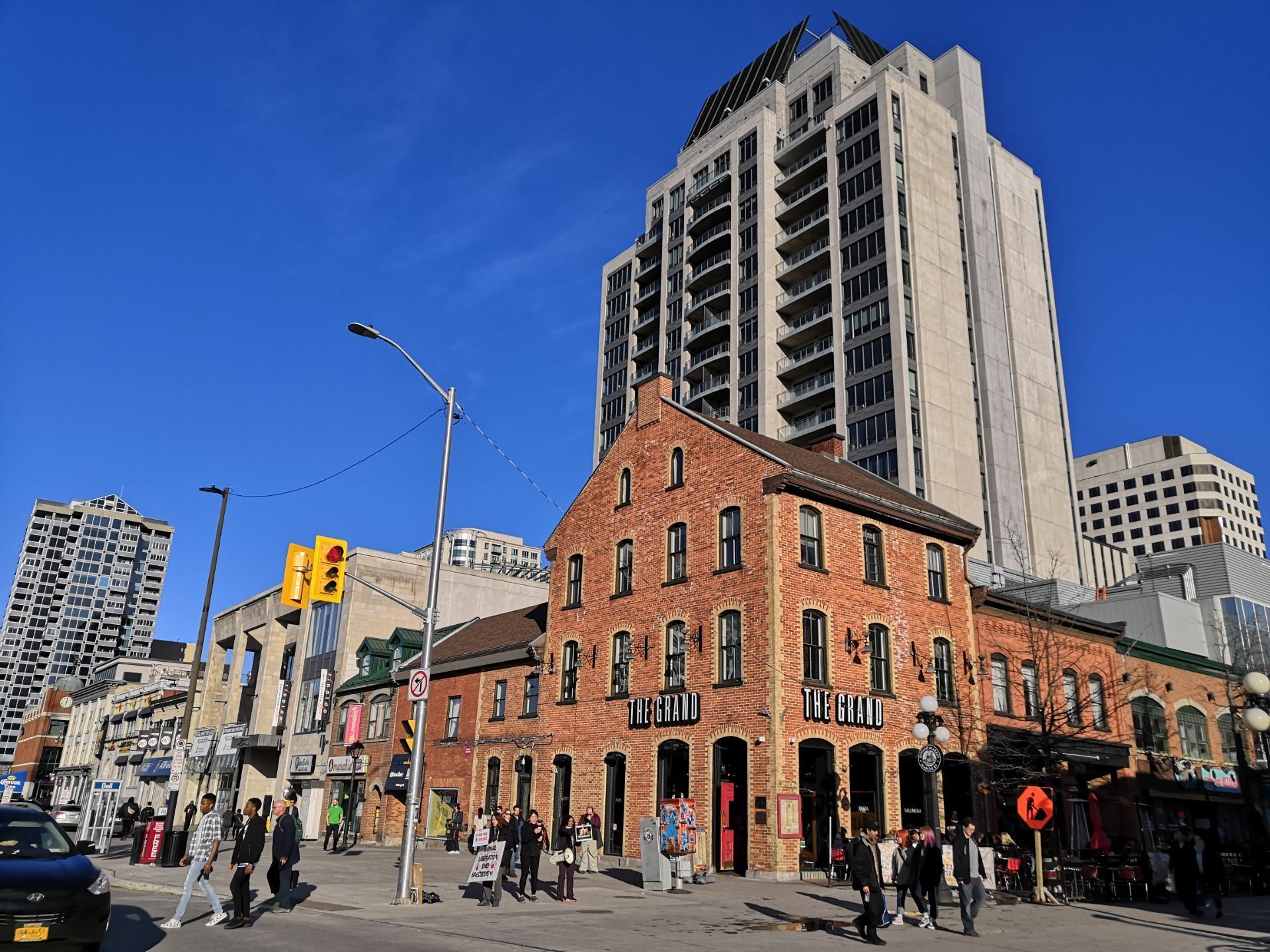 Ottawa's National War Memorial + National Gallery of Canada + Parliament Hill + ByWard Market