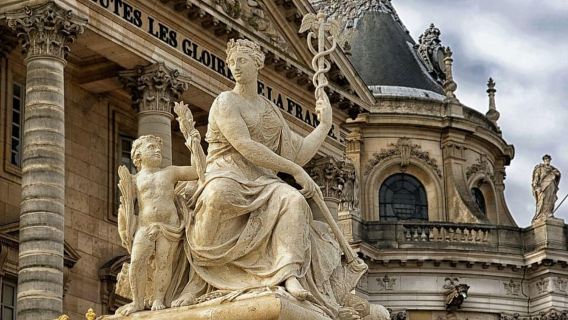 París: Pase de Museos de París y entrada combinado para subir y bajar del autobús turístico