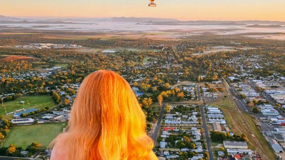 Chuyến khinh khí cầu ở Cairns kết nối với cáp treo Kuranda Rainforest