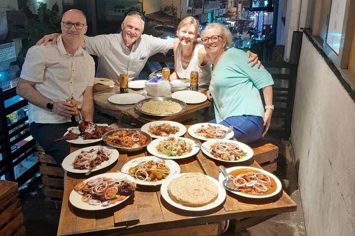 Colombo Express Food Tour with 9 + Tastings 