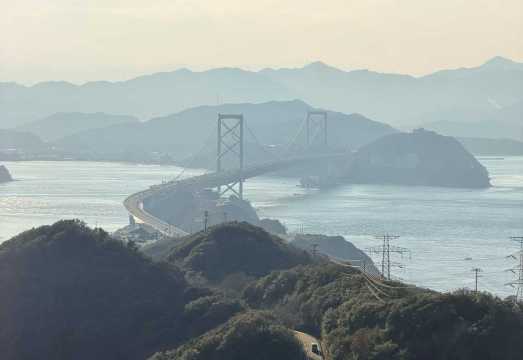 1-day Tour from Osaka: Awaji Island Naruto Bridge Tidal Whirlpools + Water Church + Yumebutai Coast