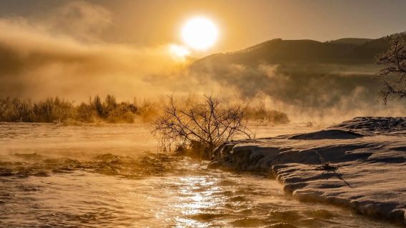 Admire Rime and Climb Snow Mountain · Ganshika Colorful Ice Waterfall + Heart Lake + Free Horseback Riding Experience