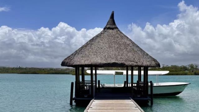 Lawatan sehari ke keajaiban geologi gunung berapi Mauritius: Kawah gunung berapi + Tasik Air Suci + Air Terjun Chamarel + Tanah Tujuh Warna