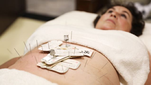 Sanya International Friendship Health Center - Acupuncture and Massage Package for Neck, Shoulder, Waist, and Leg Pain