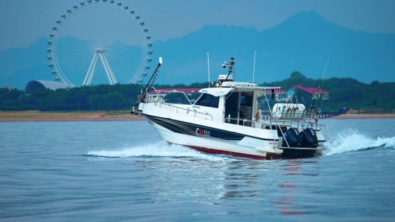 Qinhuangdao private fishing charter - 11 m fishing boat at Beidaihe Grape Island for deep sea fishing