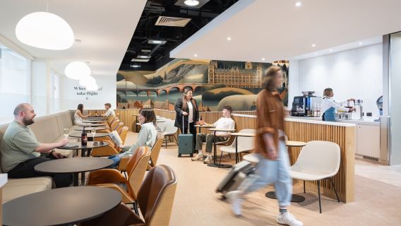 VIP-lounge adgangskort til East Midlands Airport i Storbritannien (EMA lufthavns VIP-lounge + transit/hvile)