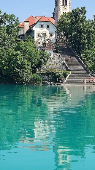 1-day tour to Ljubljana, Lake Bled and Lake Bohinj in the Slovenian Alps