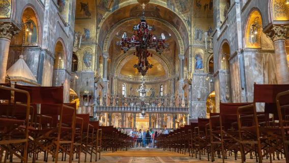 Venedig: Sankt Markus, Dogepaladset, Murano & Burano dagstur