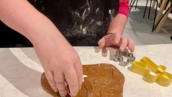 Tallinn: Local Gingerbread Workshop in the Old Town