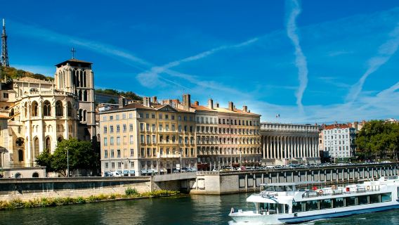 Pelayaran Makan Tengahari di Saône oleh Les Bateaux Lyonnais Hermès II